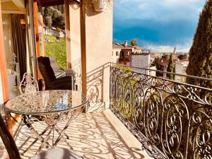 relais colle san pietro