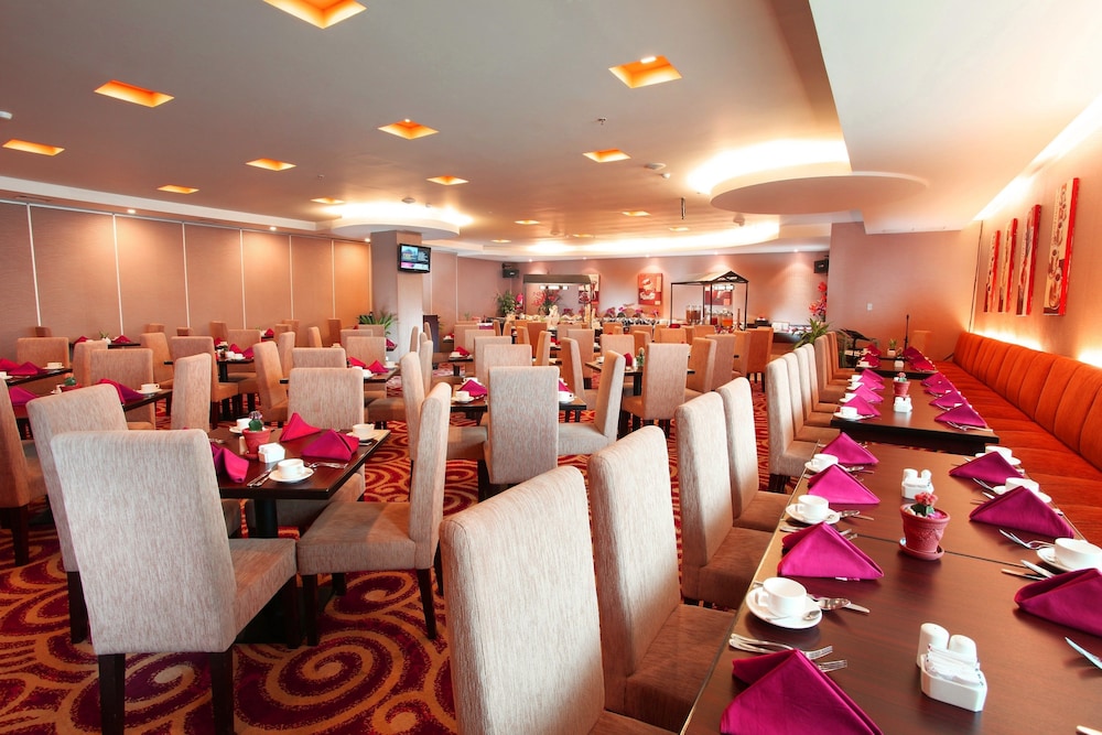 Swiss-Belhotel Kendari,Sulawesi>>Kendari,4 star