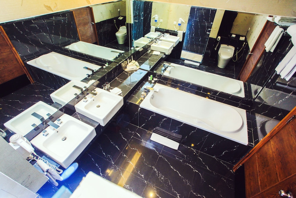 Swiss-Belhotel Kendari,Sulawesi>>Kendari,4 star