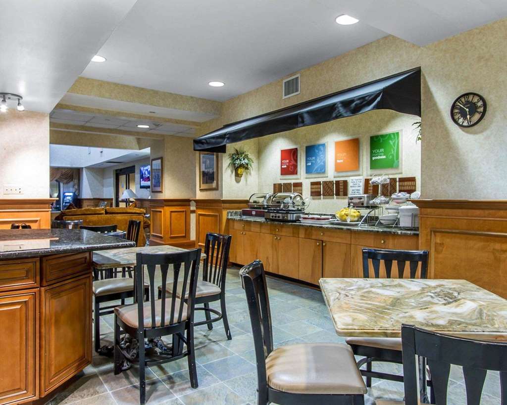 comfort suites airport