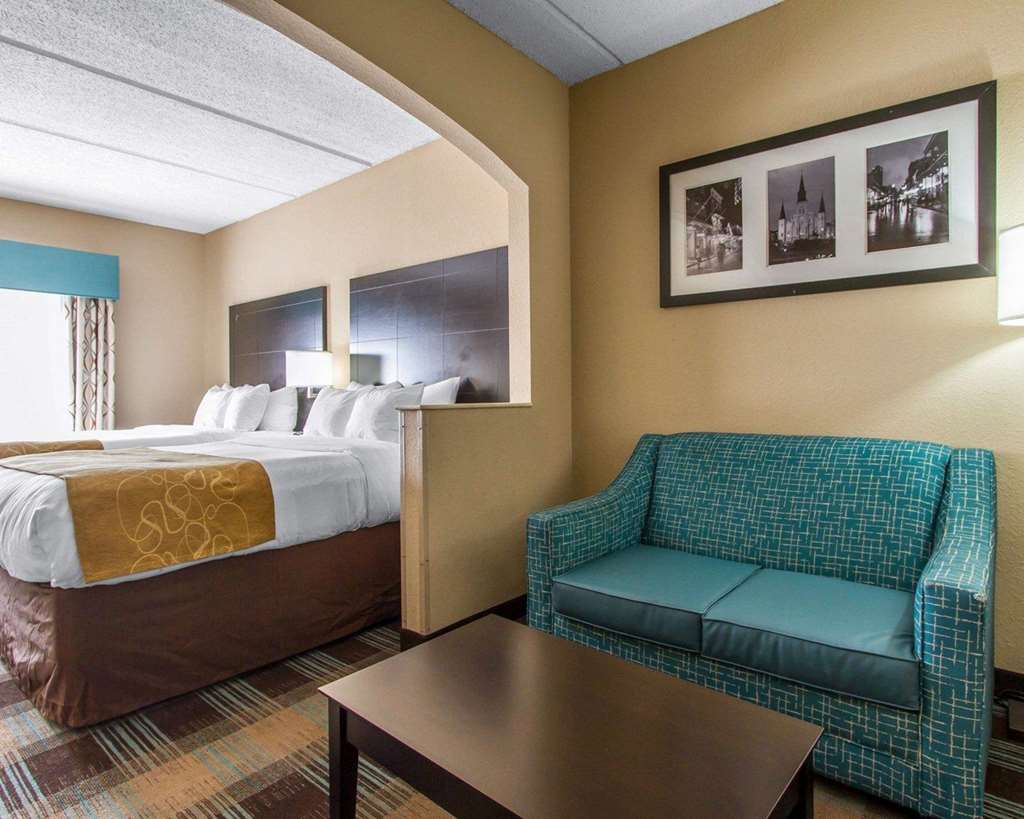 comfort suites airport