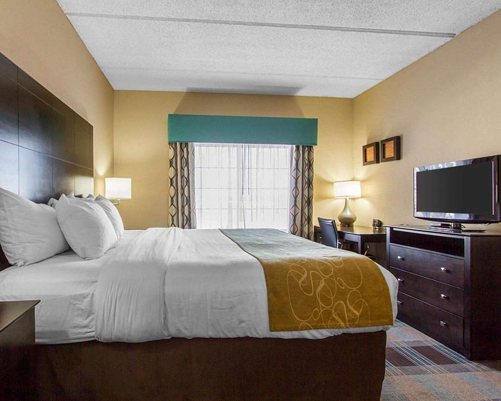 comfort suites airport