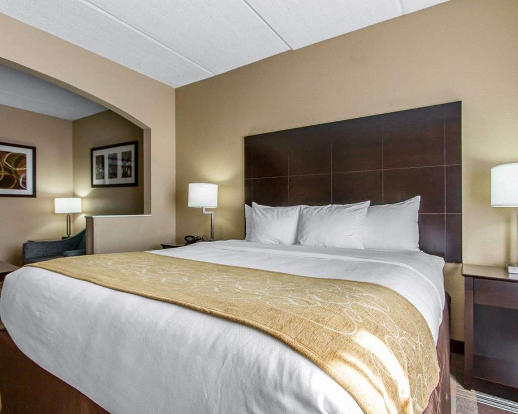 comfort suites airport