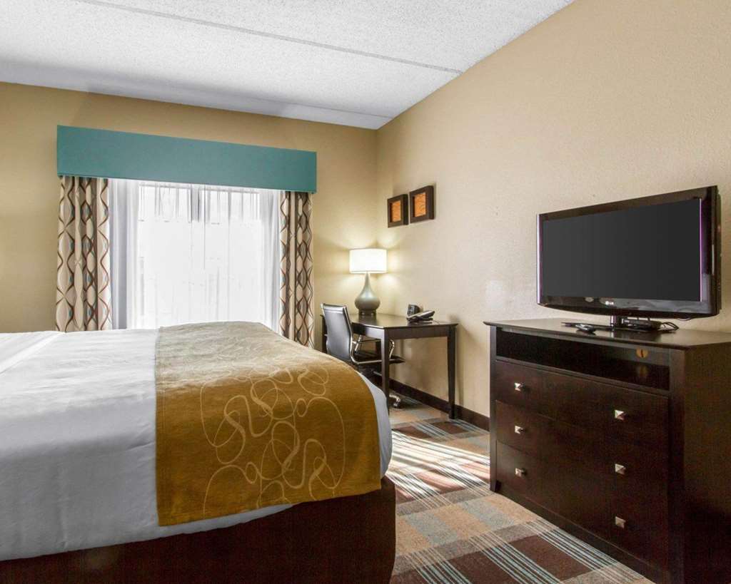 comfort suites airport
