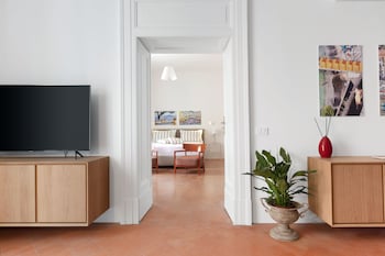 deluxe home in sorrento old town