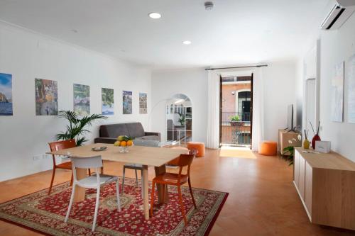 deluxe home in sorrento old town