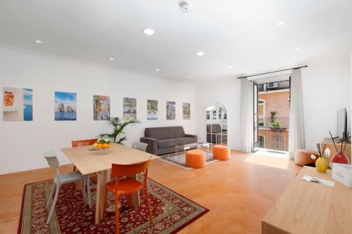 deluxe home in sorrento old town