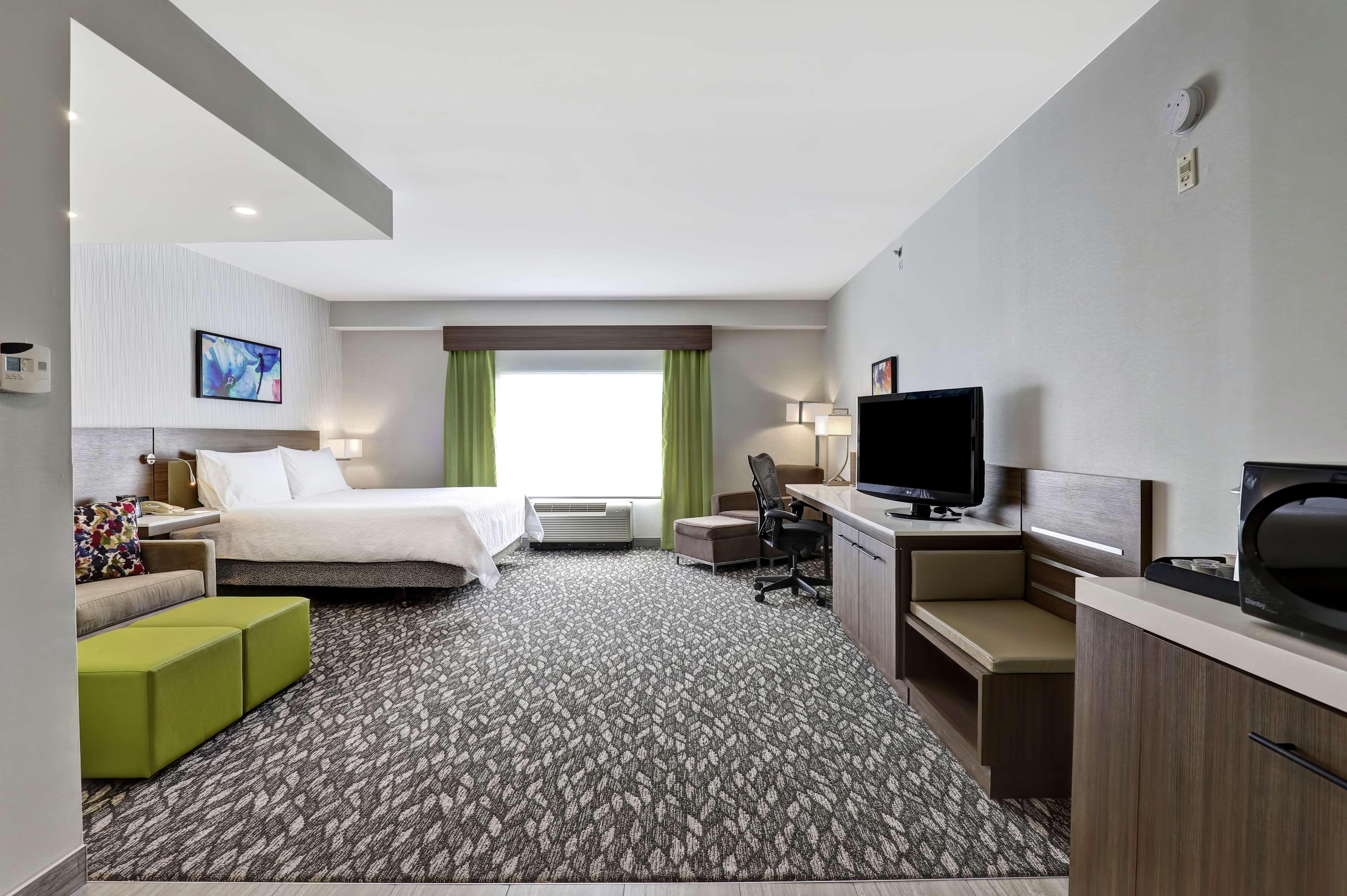 hilton garden inn toronto ajax