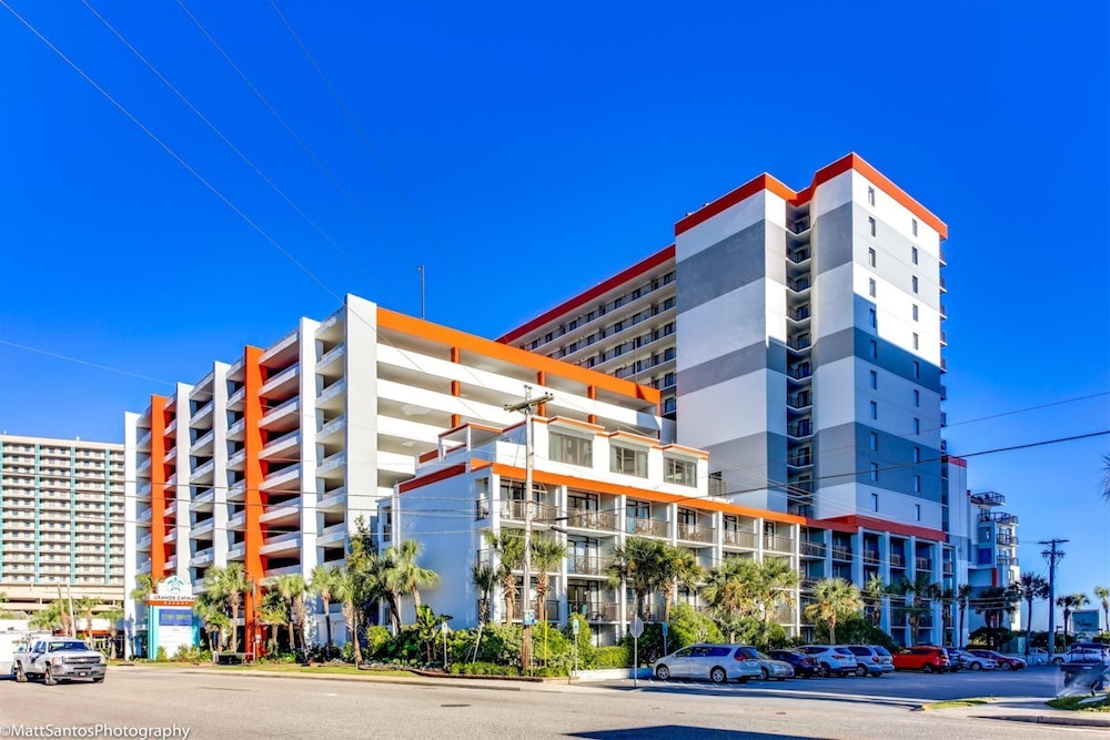 grande cayman resort