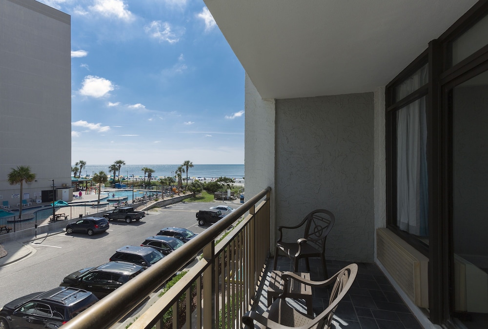 grande cayman resort