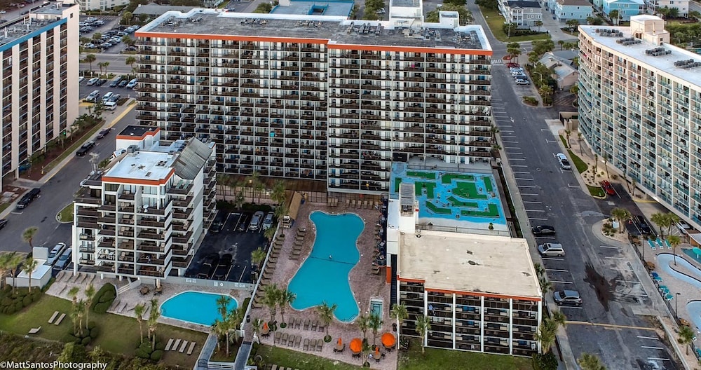 grande cayman resort