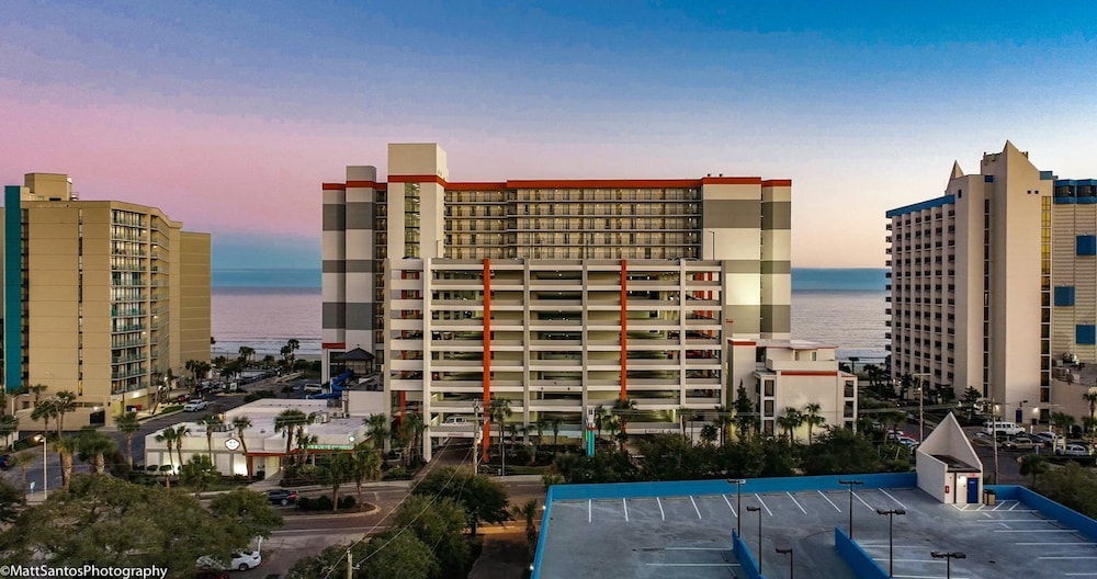 grande cayman resort