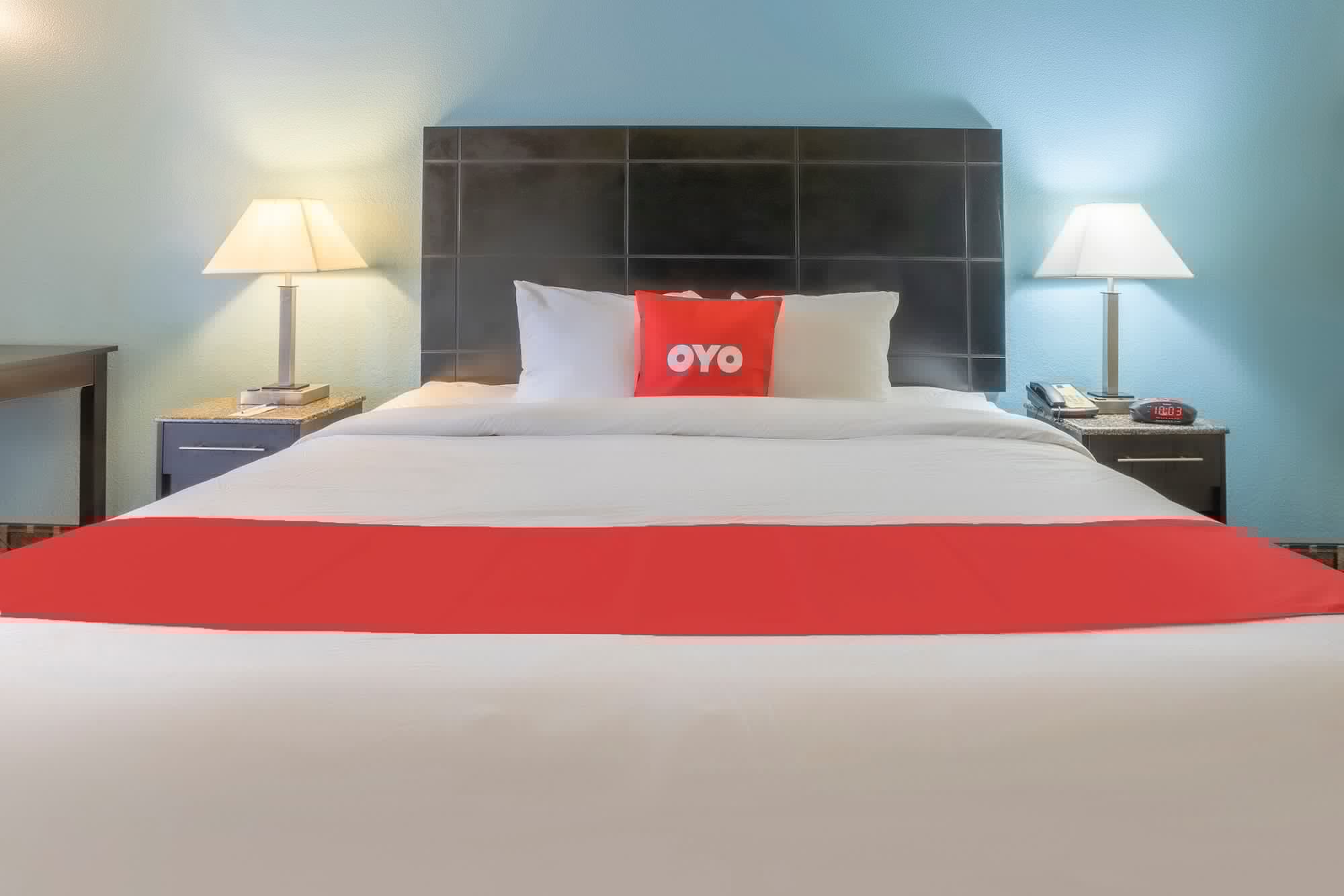 oyo hotel knoxville tn cedar bluff i 40