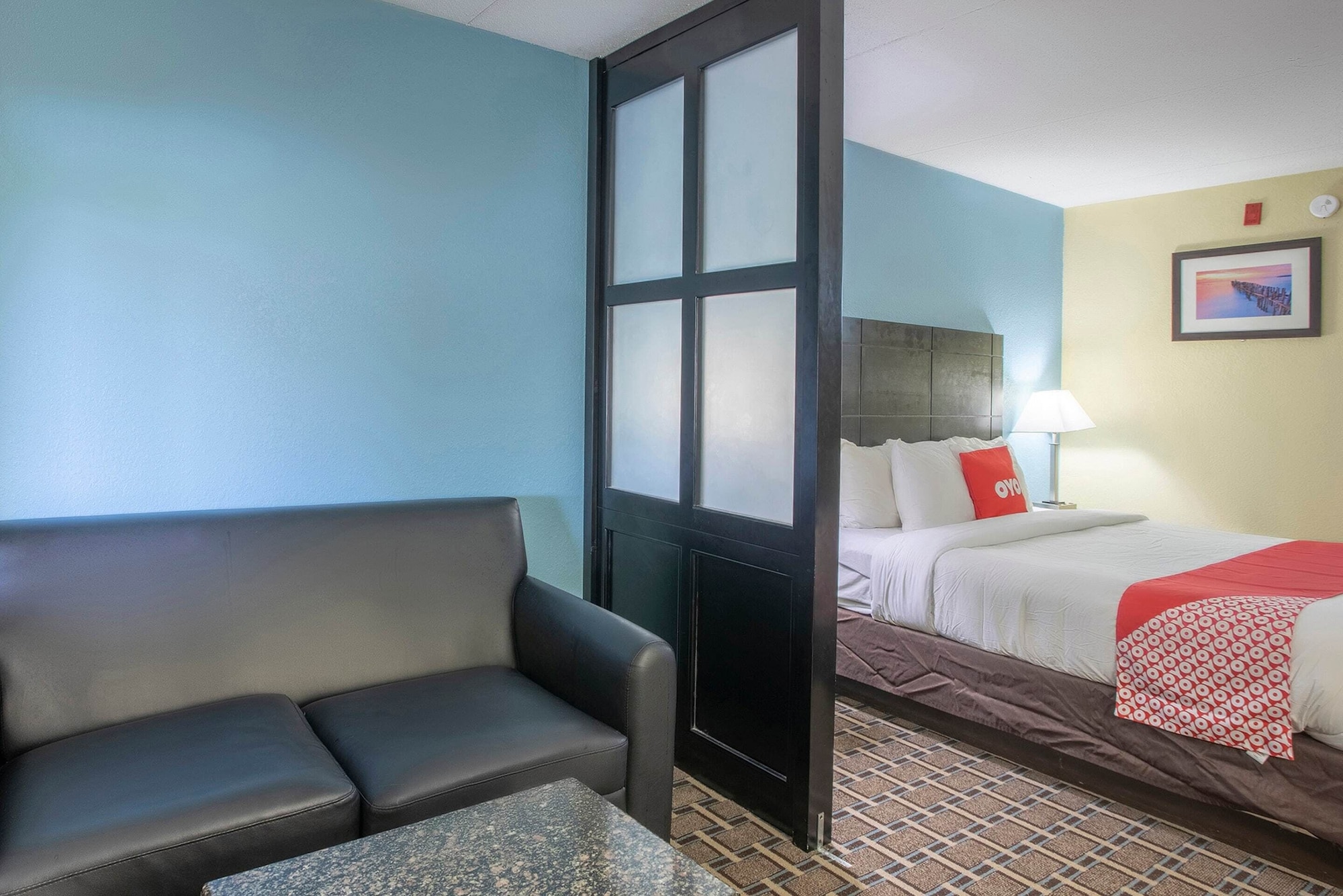 oyo hotel knoxville tn cedar bluff i 40
