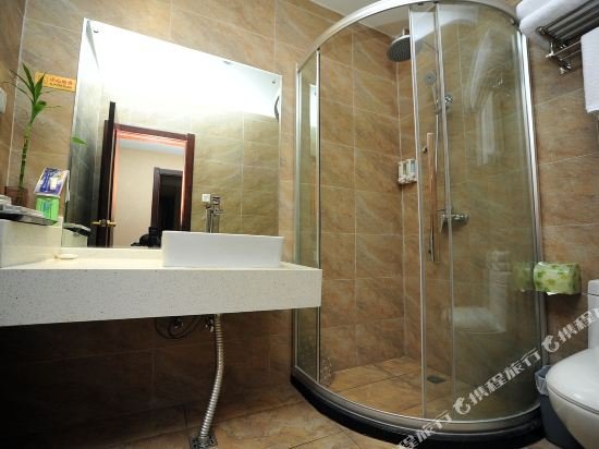 borrman hotel yuxi yuxing road