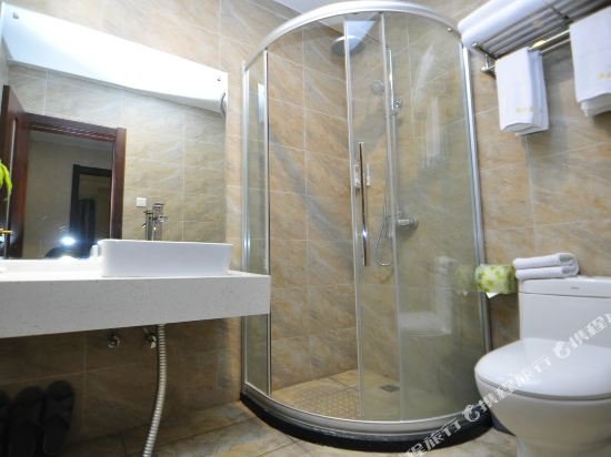 borrman hotel yuxi yuxing road