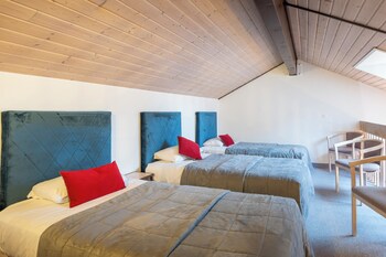 logis hotel larc en ciel