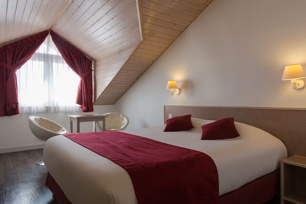 logis hotel larc en ciel