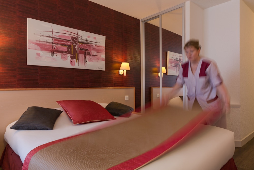logis hotel larc en ciel
