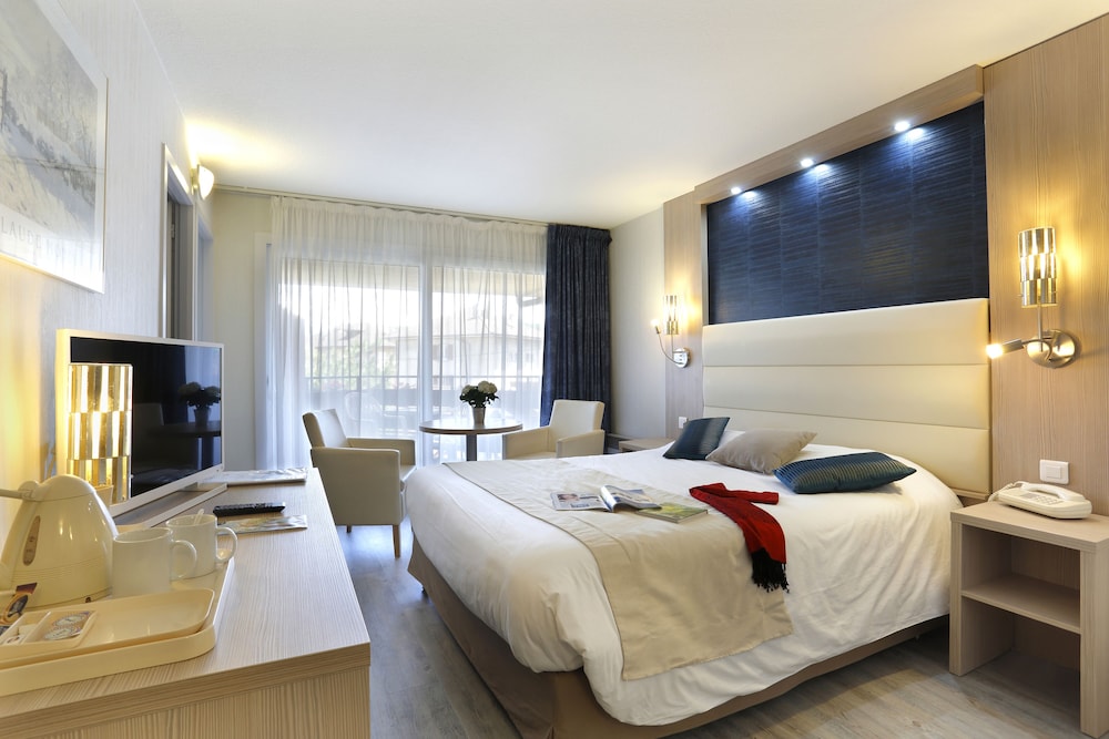 logis hotel larc en ciel