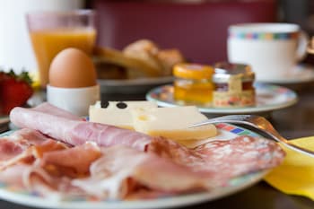 logis hotel larc en ciel