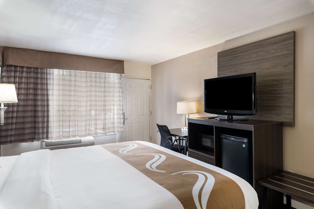 super 8 by wyndham gastonia