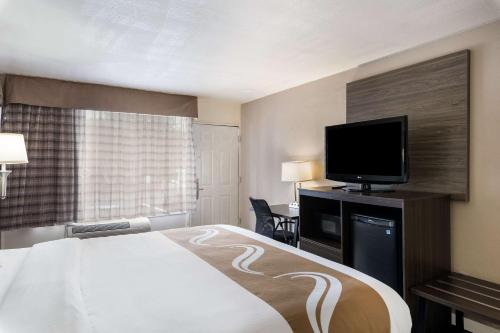 super 8 by wyndham gastonia