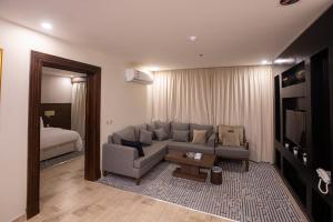 olive tree hotel