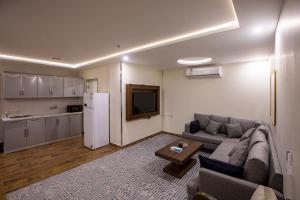 olive tree hotel