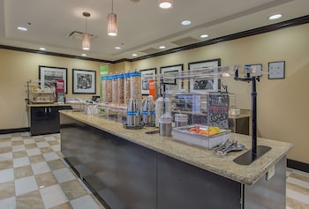hampton inn covington ga