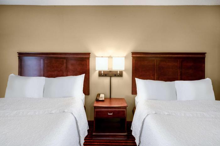 hampton inn covington ga