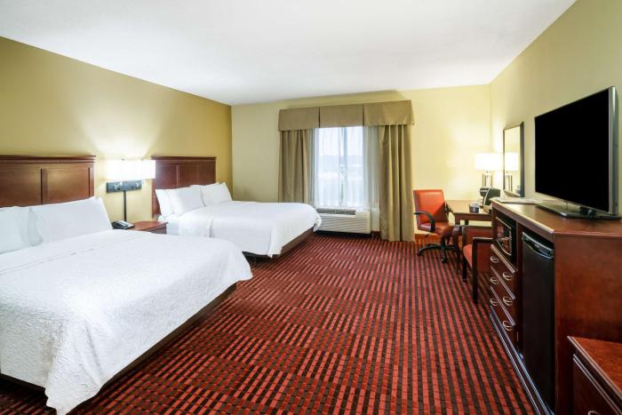 hampton inn covington ga