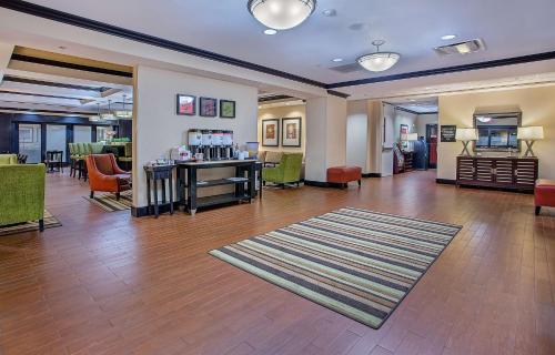 hampton inn covington ga
