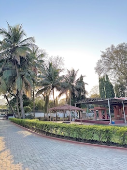 birla ayurveda nashik stay center