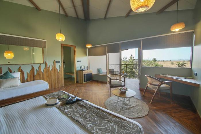 tadoba jungle camp