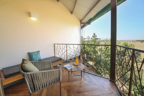 tadoba jungle camp
