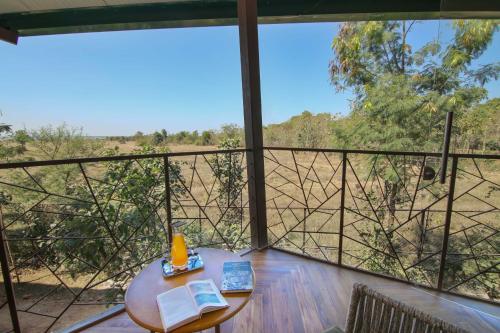 tadoba jungle camp