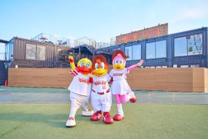 rakuten stay x eagles