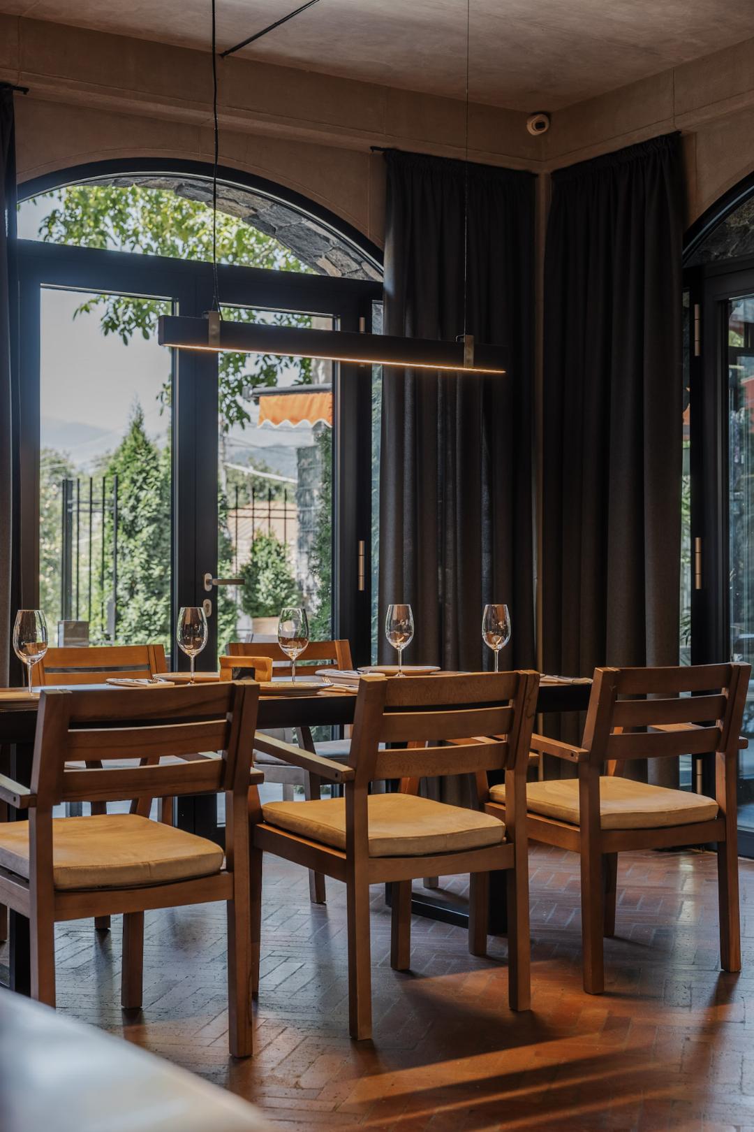 dilijani tun hotel and restaurant