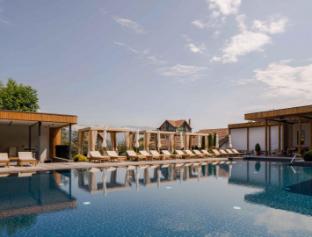 dilijani tun hotel and restaurant