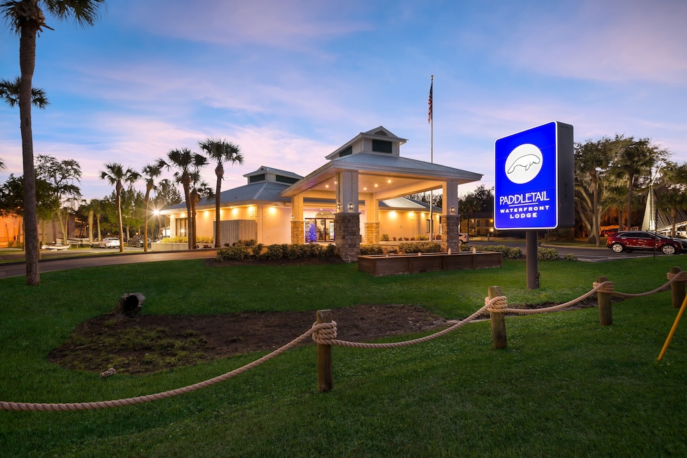 paddletail waterfront lodge trademark collection by wyndham
