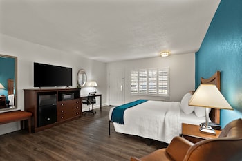 paddletail waterfront lodge trademark collection by wyndham