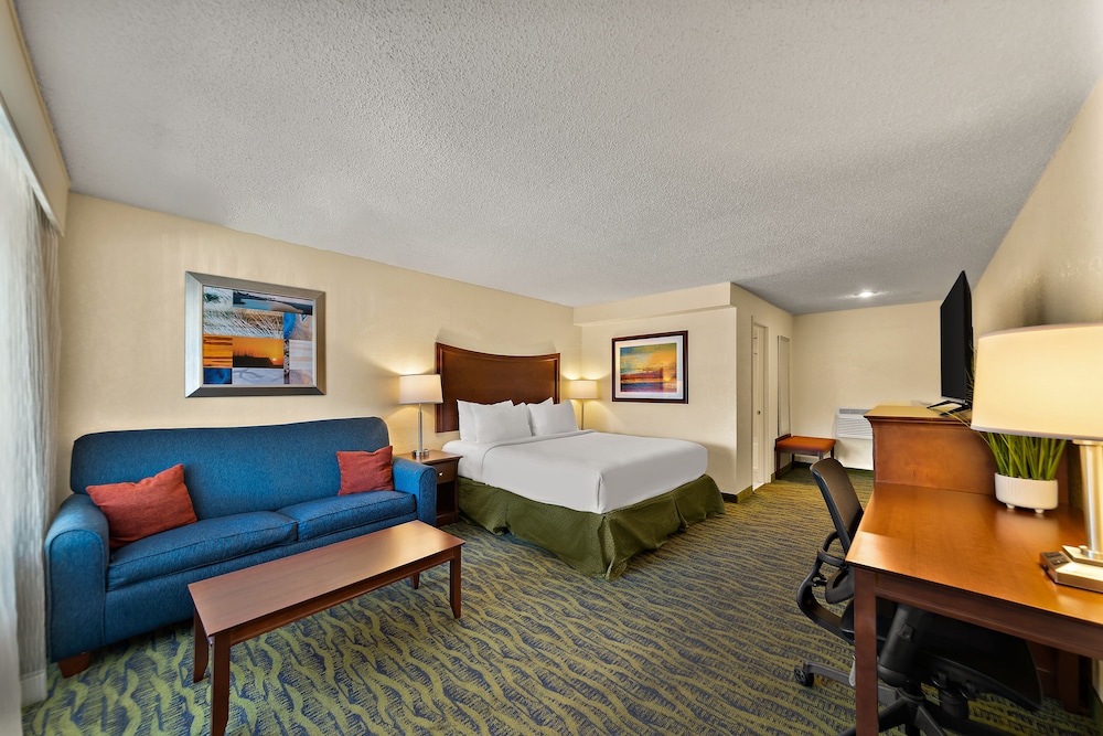 paddletail waterfront lodge trademark collection by wyndham