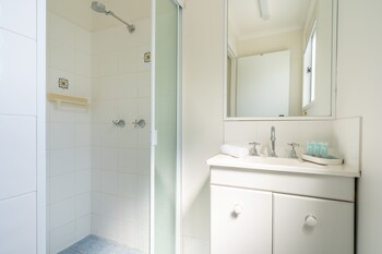 tasman holiday parks myola