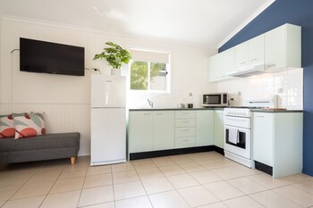 tasman holiday parks myola