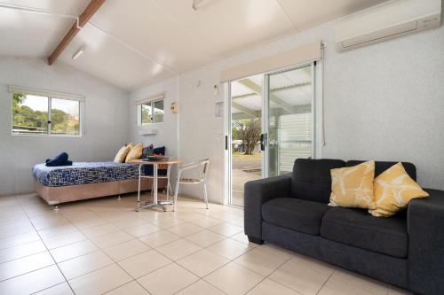 tasman holiday parks myola