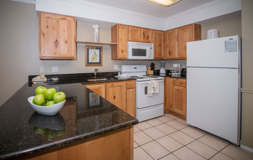 sweetwater lift lodge