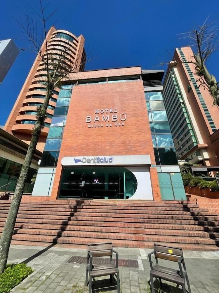 hotel bambu milla de oro