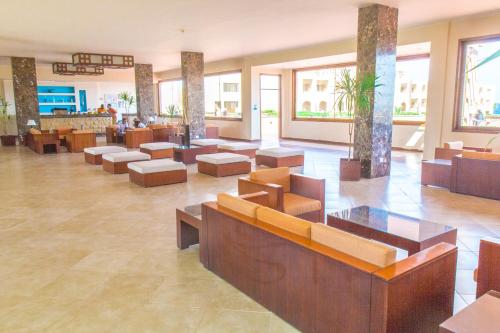 Viva Blue Resort - Adults Only,Safaga>>Hurghada,4 star