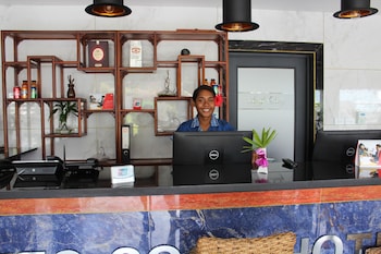 James Cook Hotel,,3 star